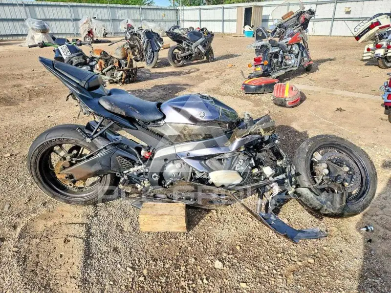 2003 Yamaha  фото