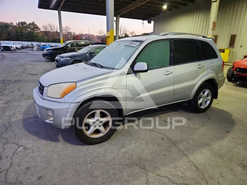 2003 Toyota RAV4 photo