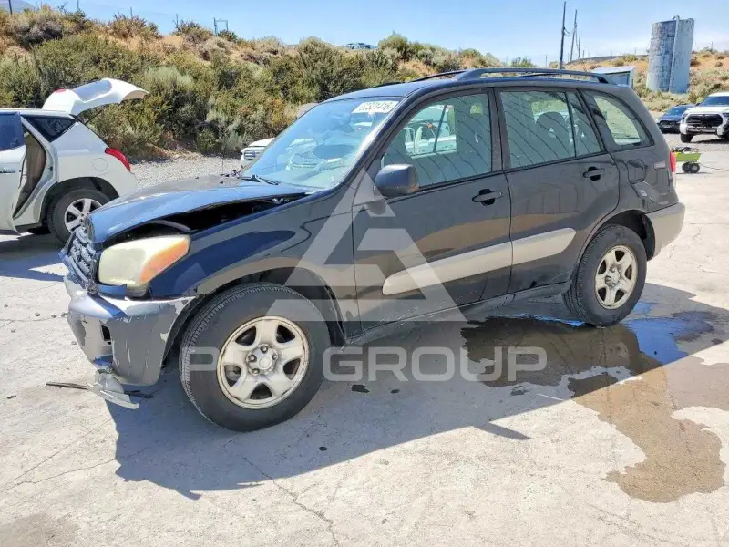 2003 Toyota RAV4 photo