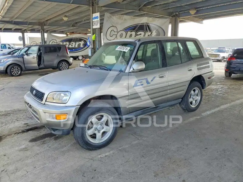 2003 Toyota RAV4 photo