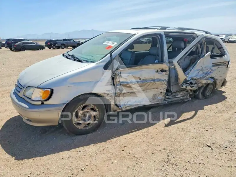 2003 Toyota SIENNA фото