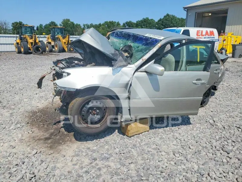 2003 Toyota CAMRY фото