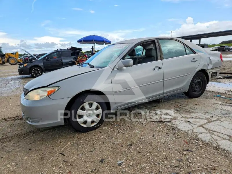 2003 Toyota CAMRY фото