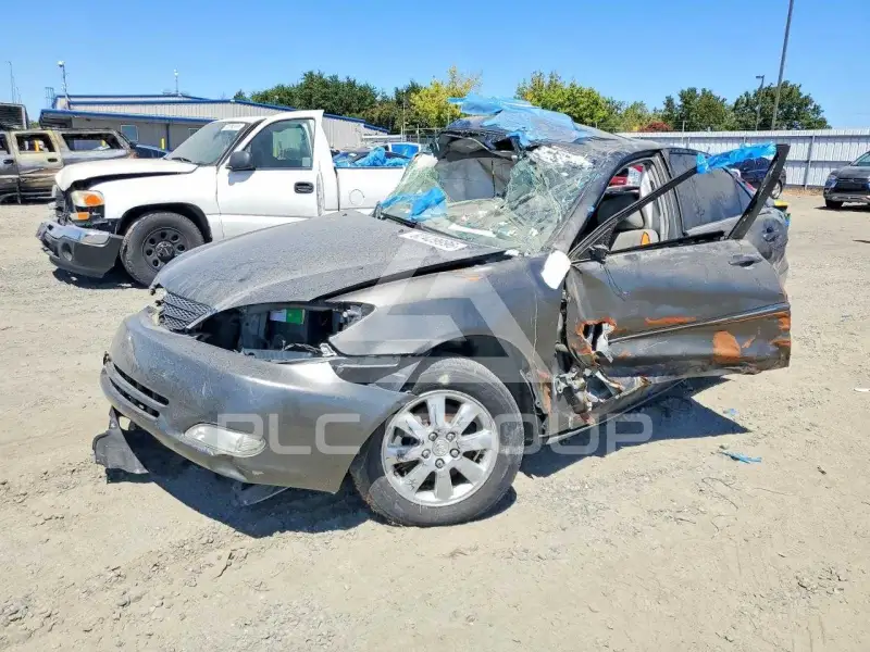 2003 Toyota CAMRY фото