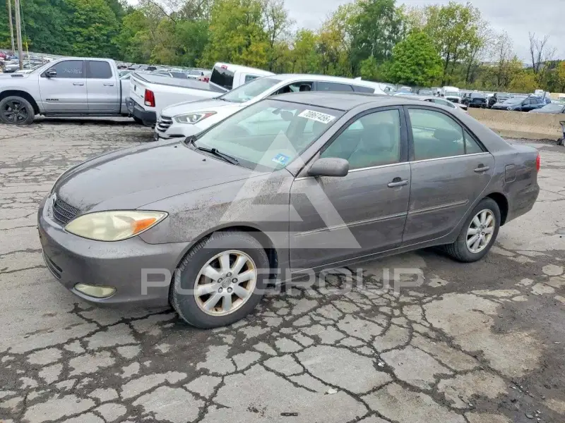 2003 Toyota CAMRY фото