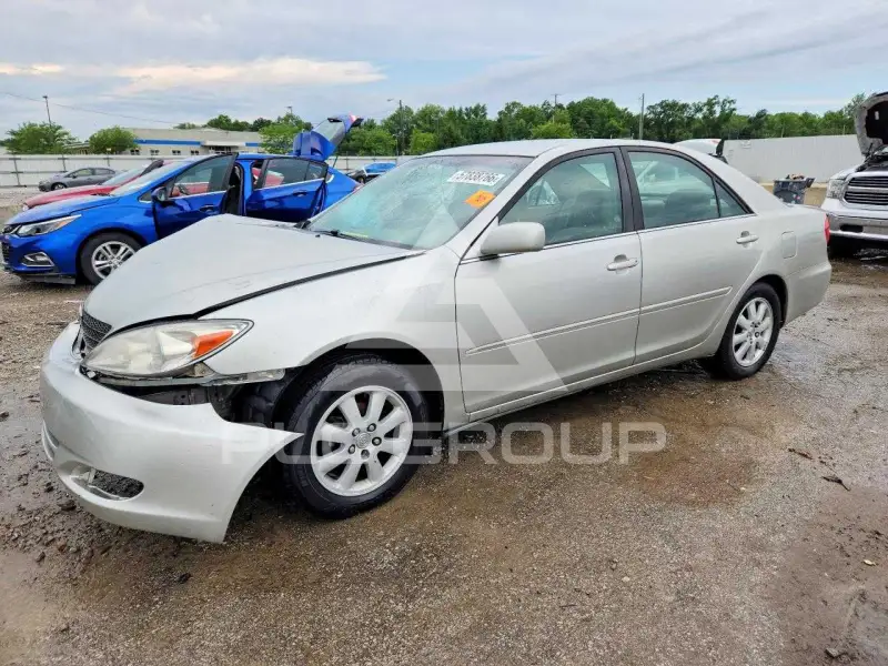 2003 Toyota CAMRY фото