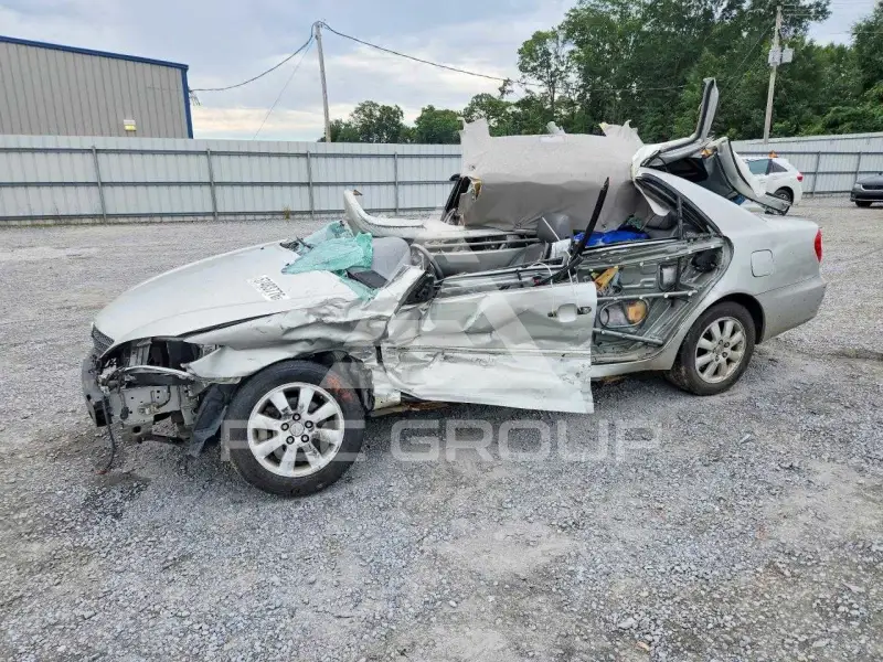 2003 Toyota CAMRY фото