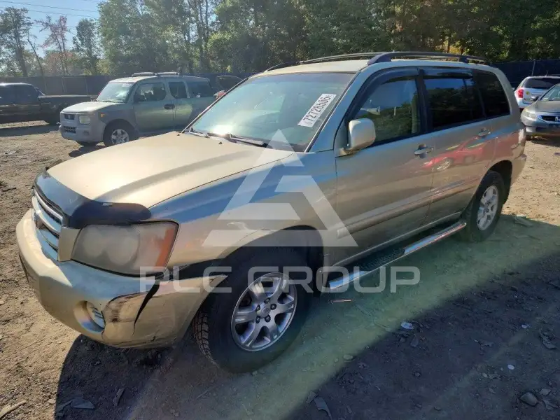 2003 Toyota Highlander photo