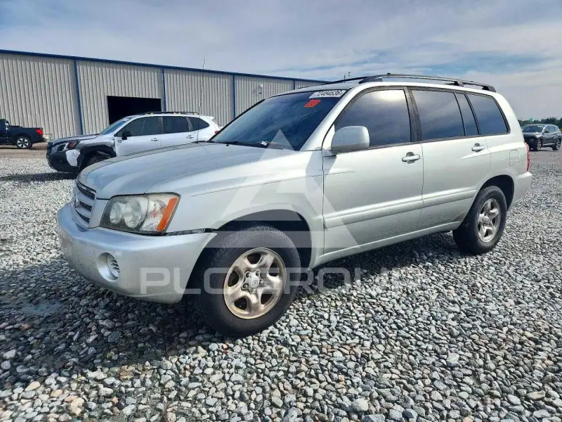 2003 Toyota Highlander photo