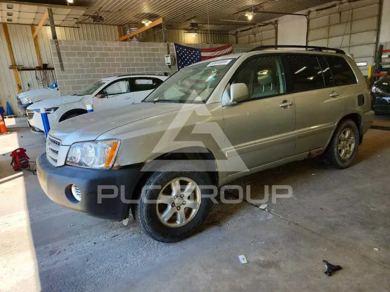 2003 Toyota Highlander photo