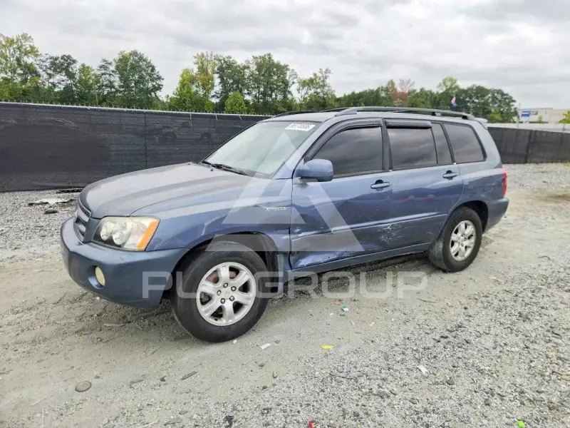 2003 Toyota Highlander photo