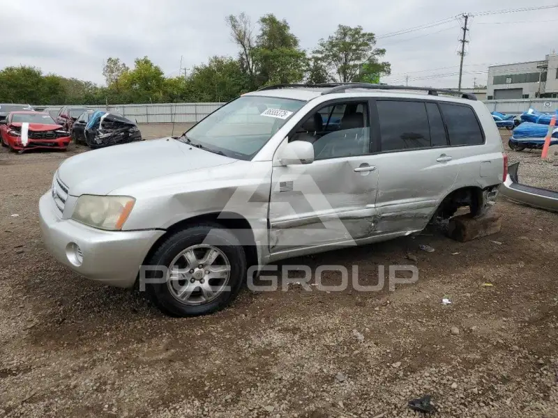 2003 Toyota Highlander photo