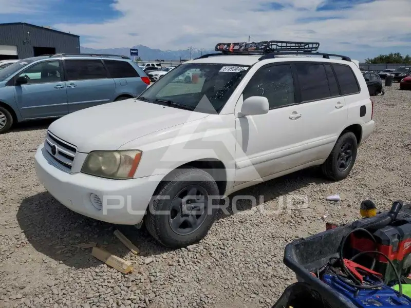 2003 Toyota Highlander photo