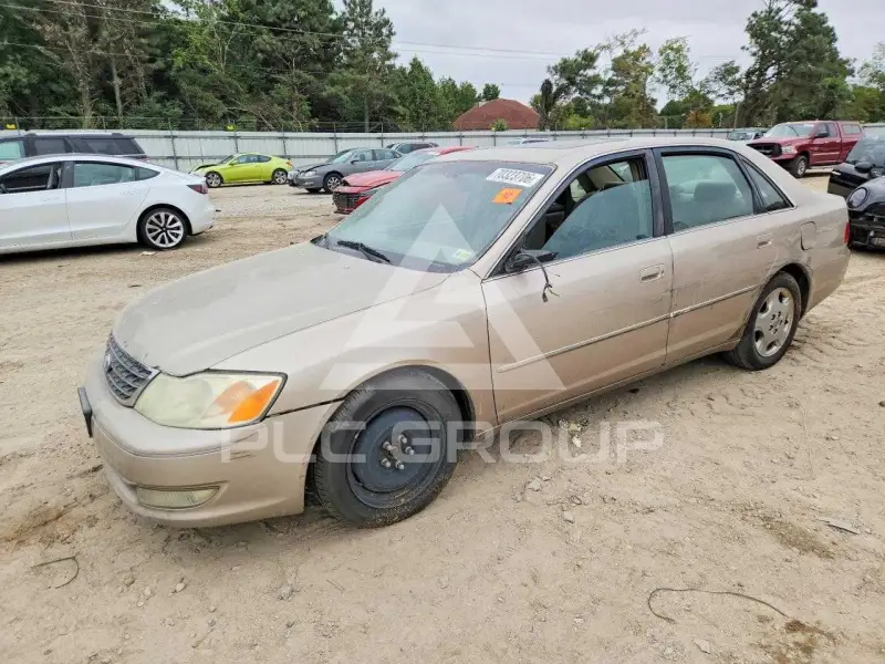 2003 Toyota AVALON photo