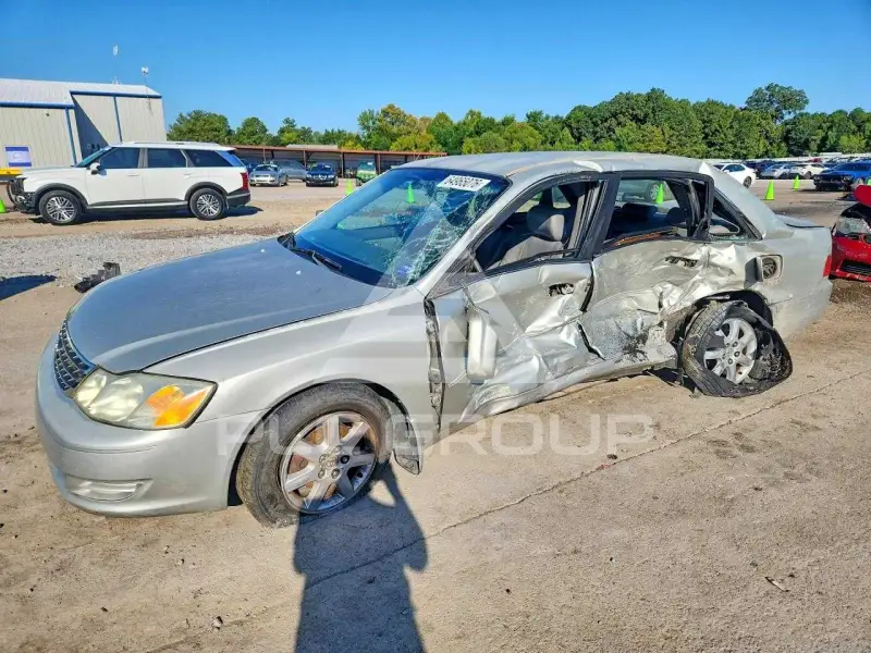 2003 Toyota AVALON фото
