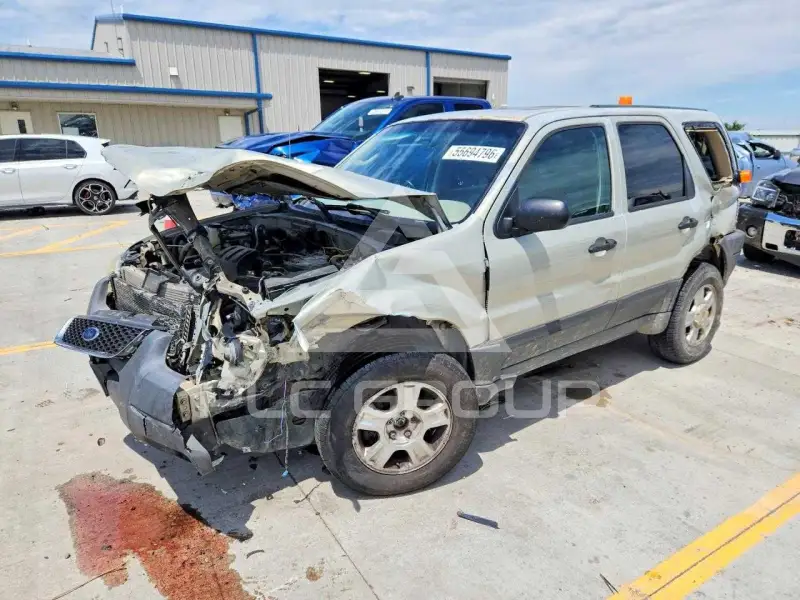 2003 Ford ESCAPE photo