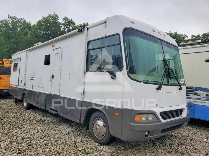 2003 Ford F-550 photo