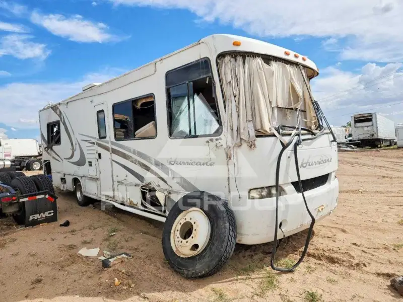 2003 Ford F-550 photo