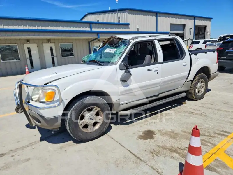 2003 Ford EXPLORER photo