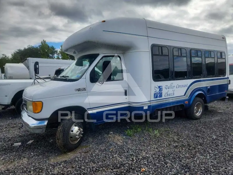 2003 Ford ECONOLINE фото