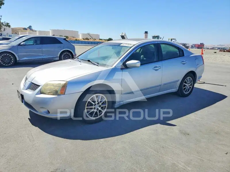 2004 Mitsubishi GALANT photo