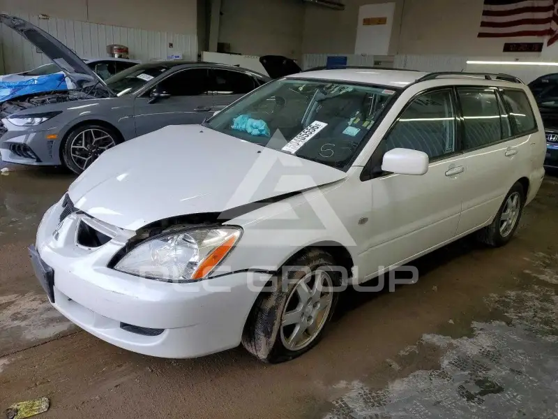 2004 Mitsubishi LANCER photo