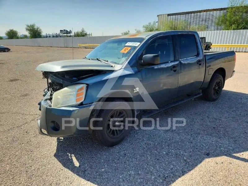 2004 Nissan TITAN фото