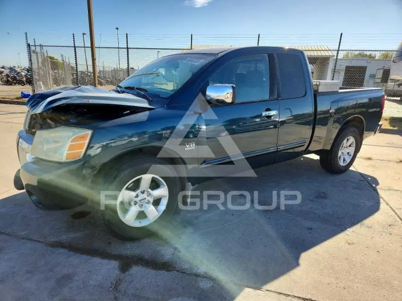 2004 Nissan TITAN photo