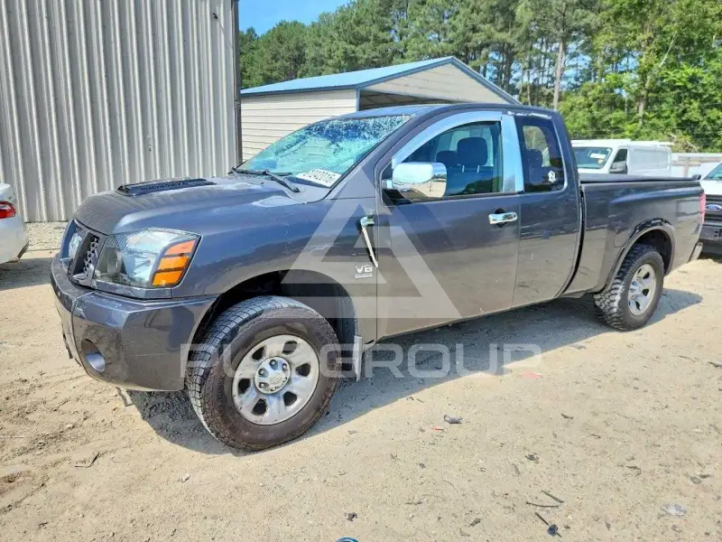 2004 Nissan TITAN фото