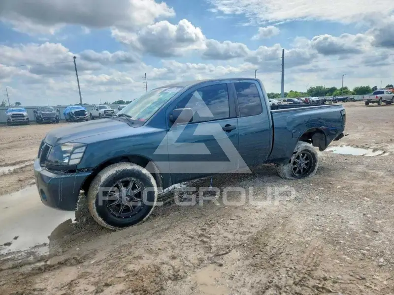 2004 Nissan TITAN фото
