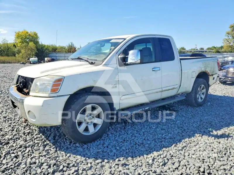 2004 Nissan TITAN photo