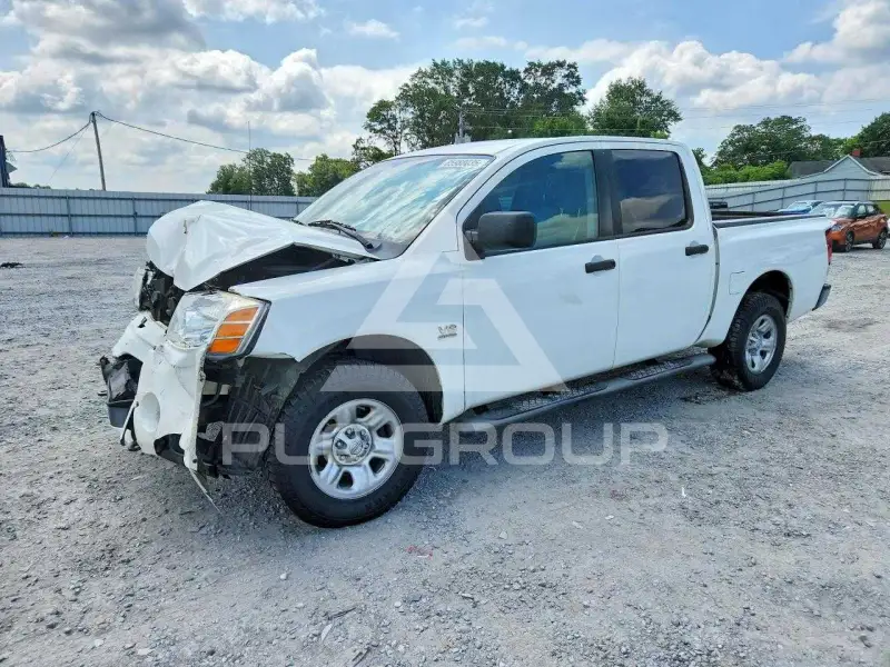 2004 Nissan TITAN фото