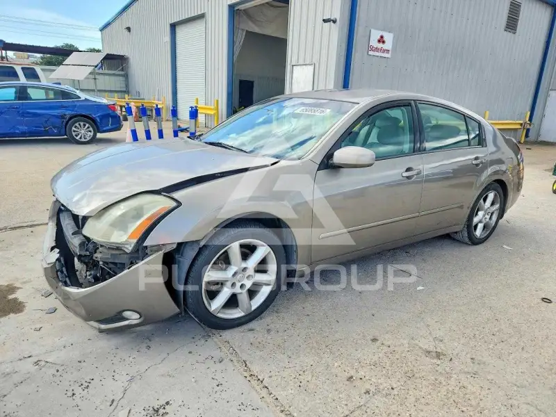 2004 Nissan MAXIMA photo