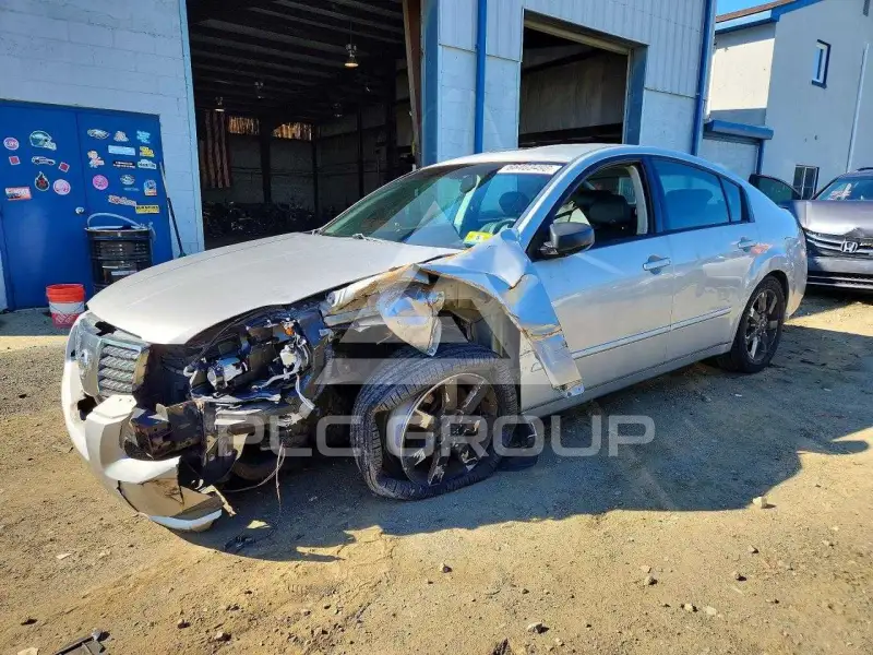 2004 Nissan MAXIMA фото