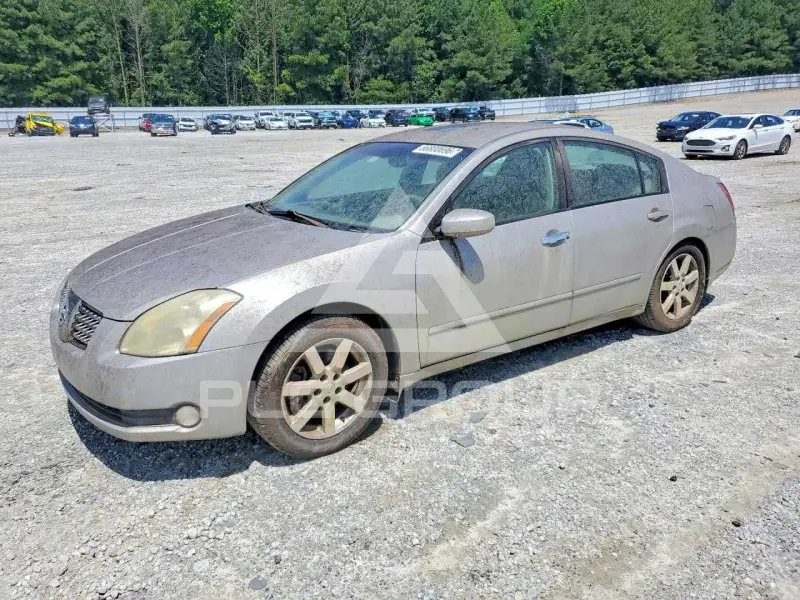 2004 Nissan MAXIMA photo