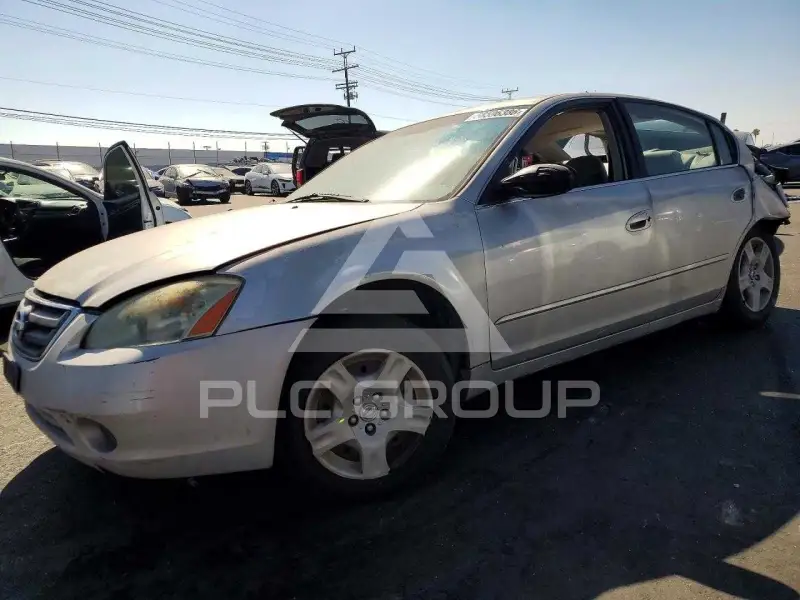 2004 Nissan ALTIMA photo