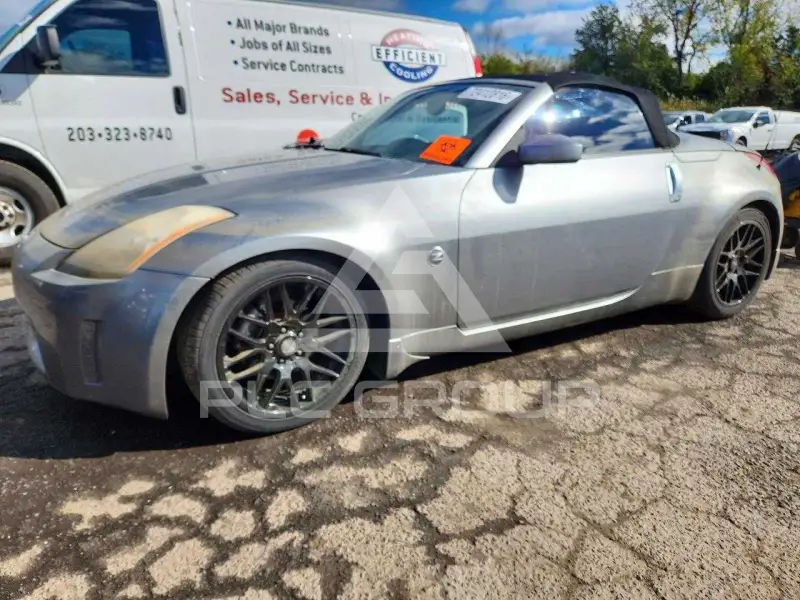 2004 Nissan 350Z фото