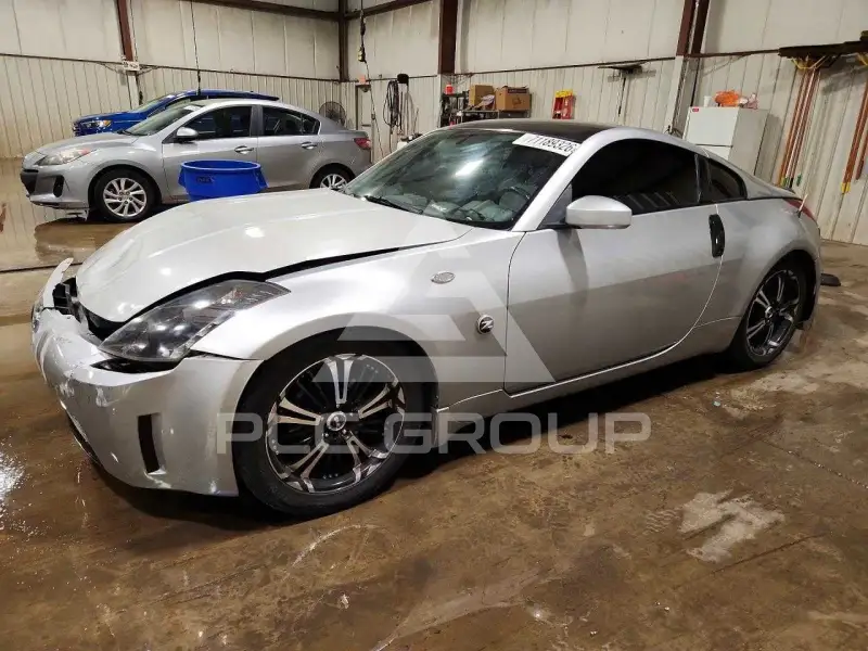 2004 Nissan 350Z фото