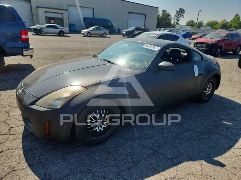 2004 Nissan 350Z photo