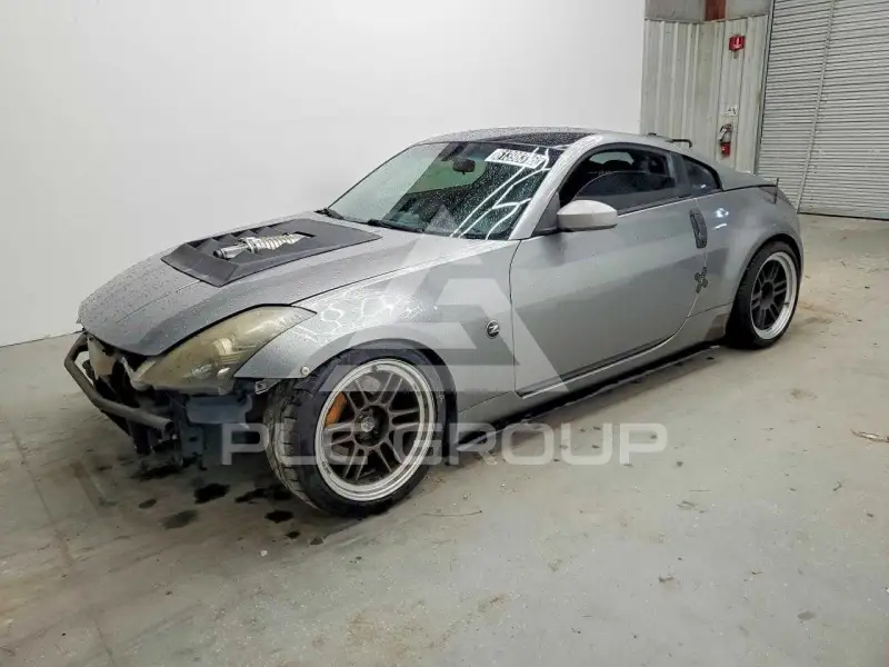 2004 Nissan 350Z фото