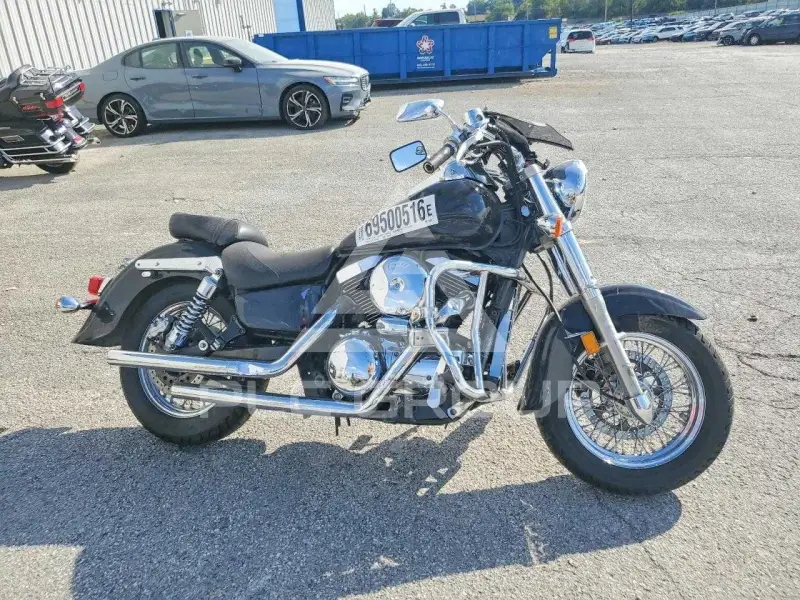 2004 Kawasaki VULCAN 15 photo