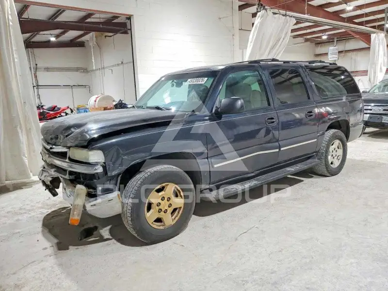 2004 Chevrolet Suburan photo