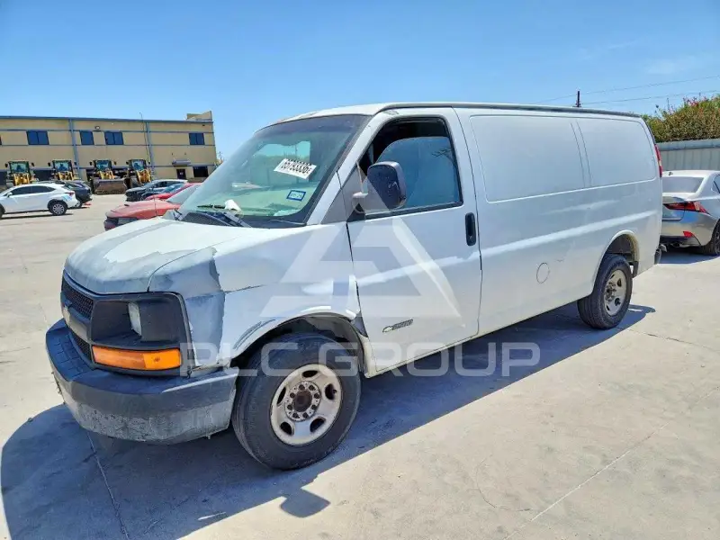 2004 Chevrolet Express фото