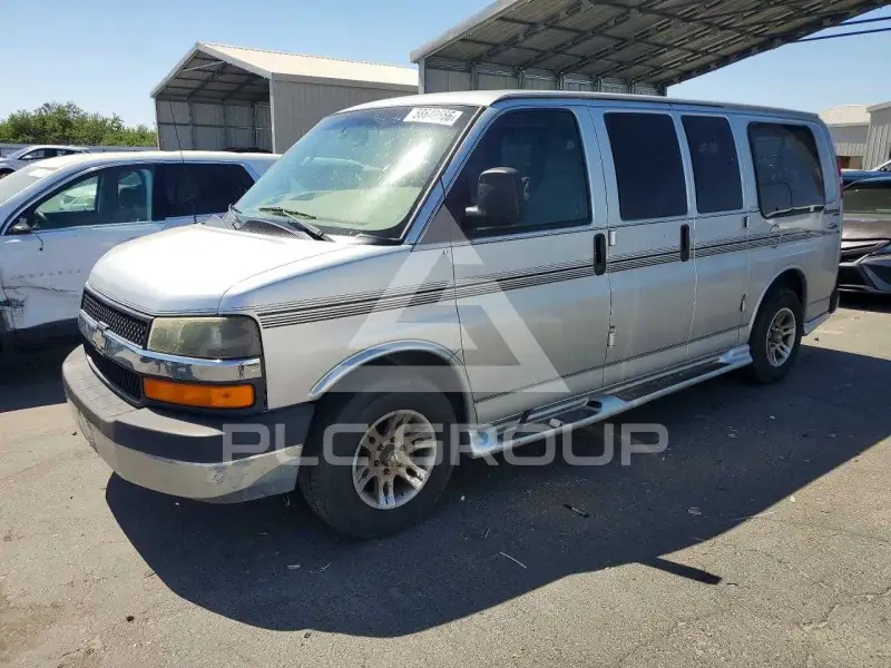2004 Chevrolet Express фото
