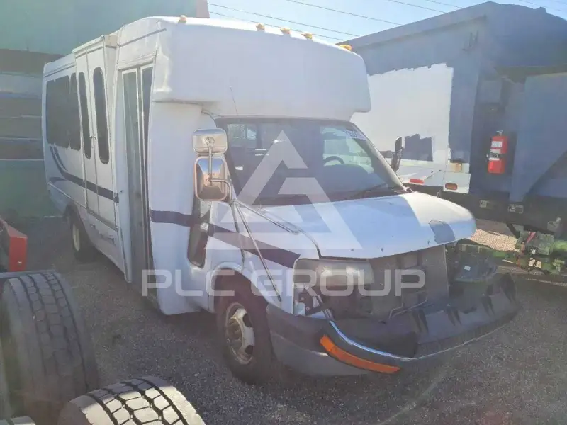 2004 Chevrolet Express фото