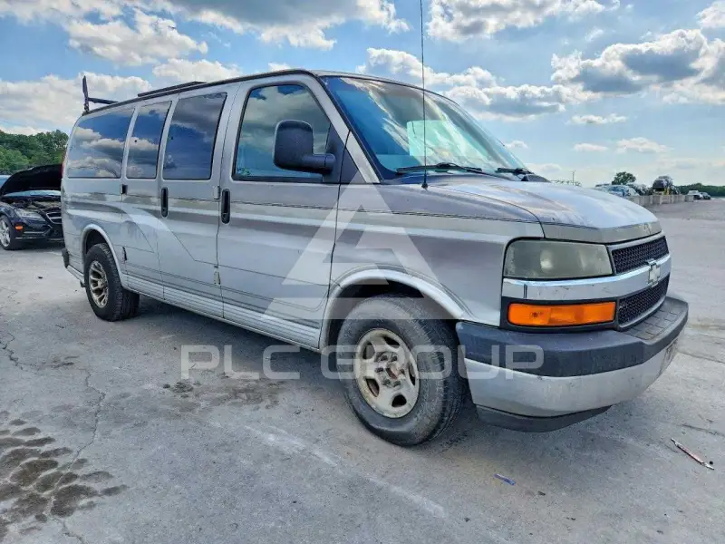2004 Chevrolet Express фото