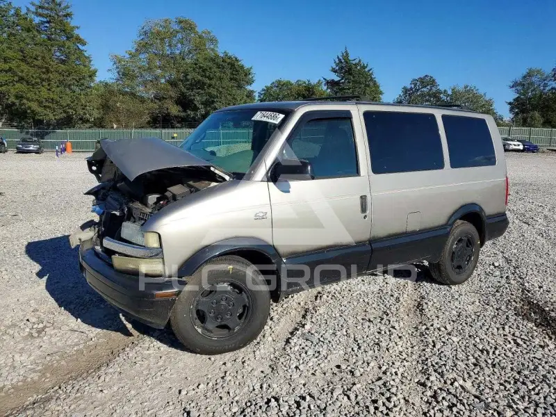 2004 Chevrolet ASTRO photo