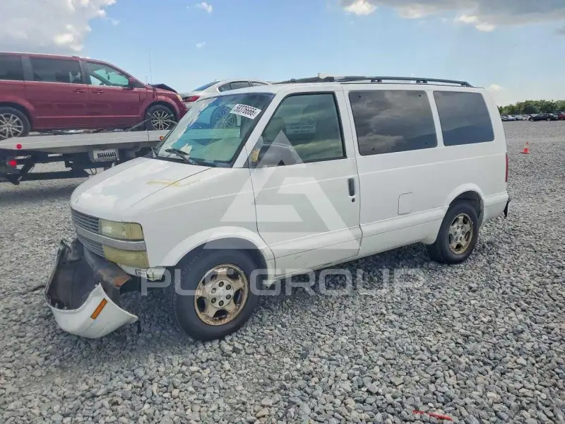 2004 Chevrolet ASTRO photo