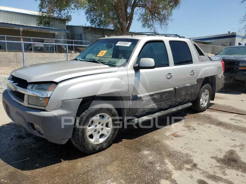 2004 Chevrolet Avalanche photo