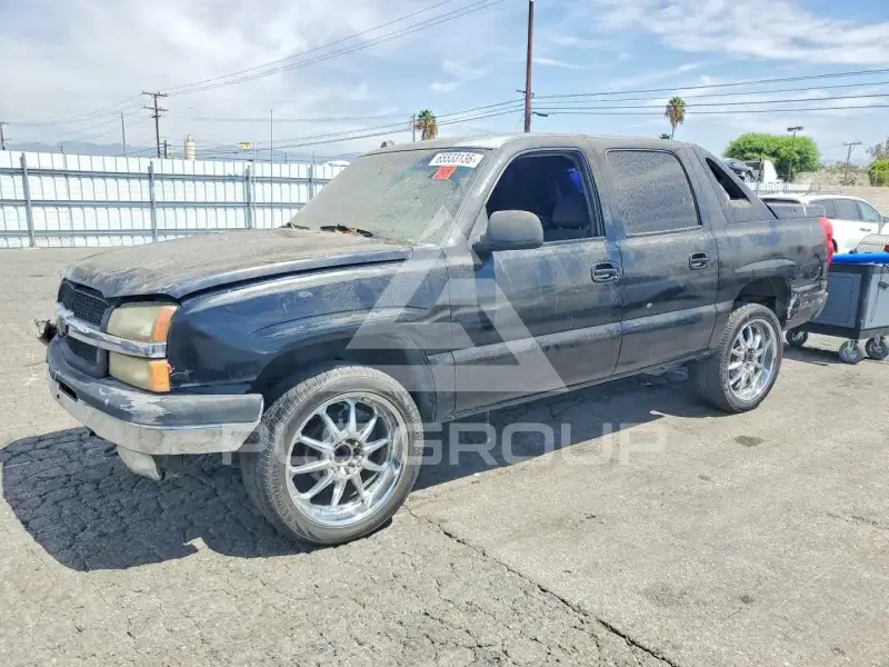 2004 Chevrolet Avalanche photo